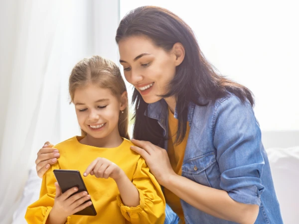 Mother and Daugther doing minichallenges